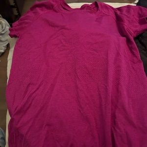 Lulu lemon swiftly tech magenta